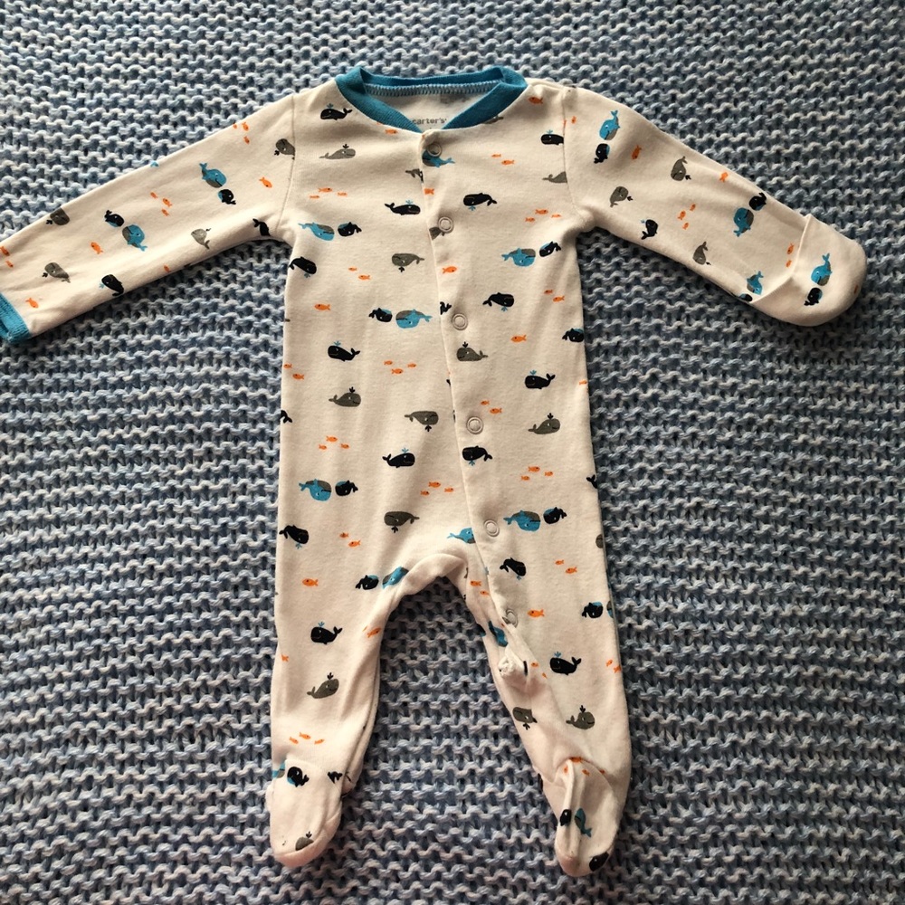 Carter’s bodysuits bundle size NB
